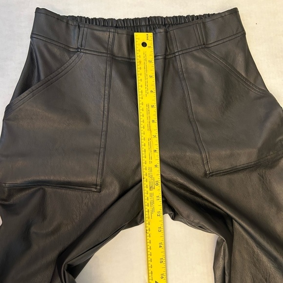 SPANX women’s black faux leather jogger pull on pants with front pockets Sz-L. - Picture 10 of 13